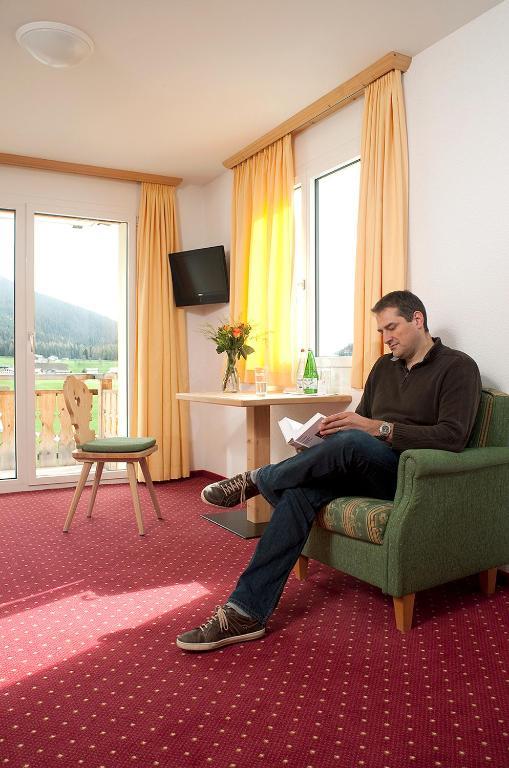 Alpenhof Otel Ostrava Oda fotoğraf