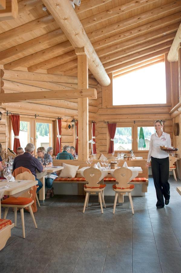 Alpenhof Otel Ostrava Dış mekan fotoğraf